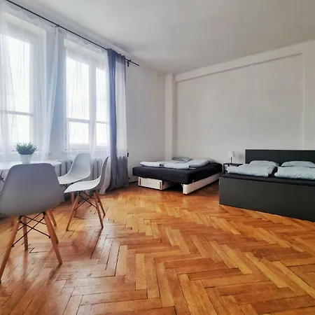 Nice Room In Old Town Krakow-3